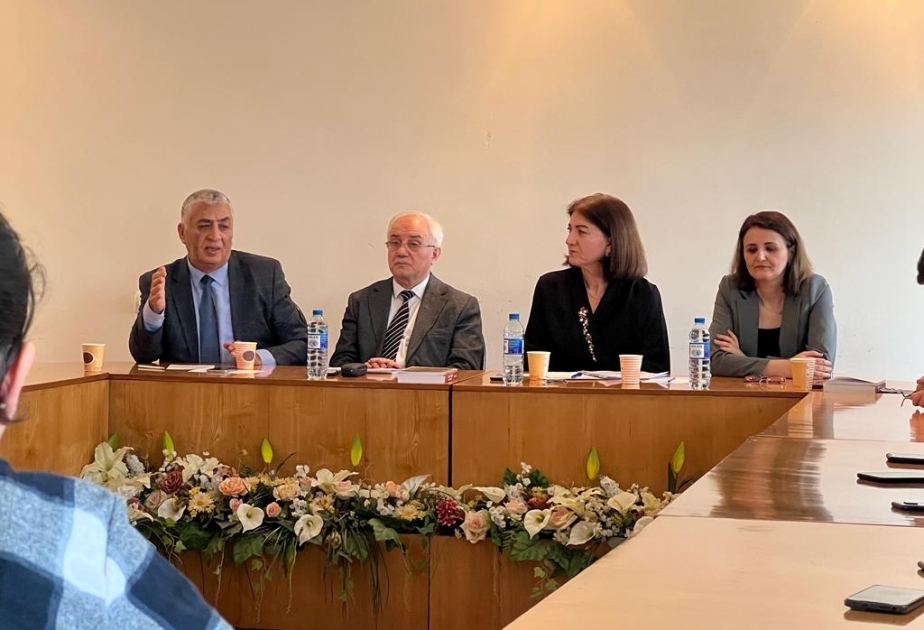 Azərbaycan Xalq Cümhuriyyəti tarixinin tədqiqi və təbliğində Heydər Əliyevin rolu -  elmi seminar