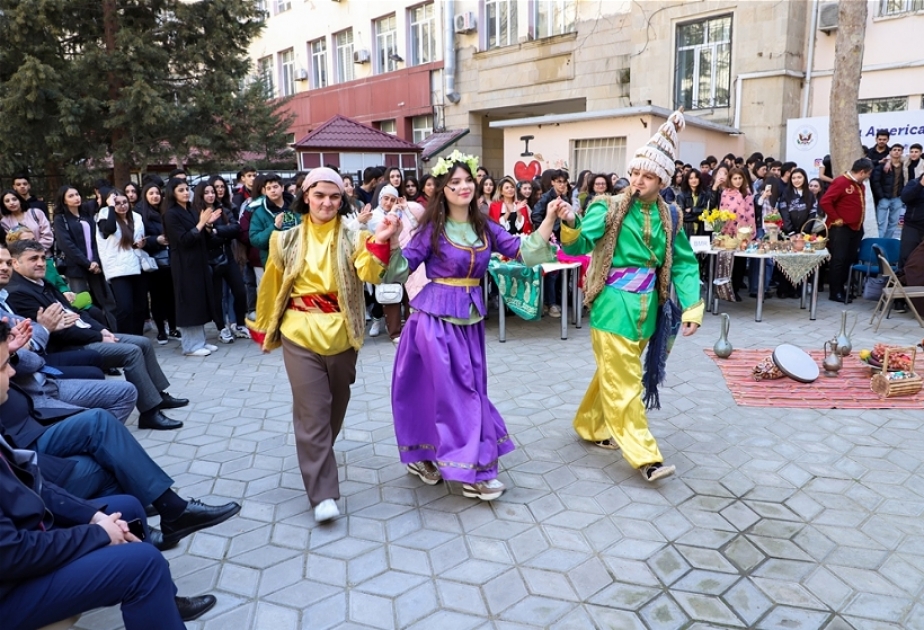 Azərbaycan Dillər Universitetində Novruz şənliyi