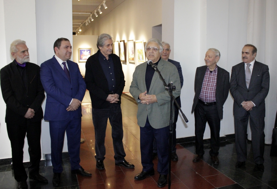 Rəssamlar İttifaqında Tural Anaroğlunun ilk fərdi sərgisi açılıb