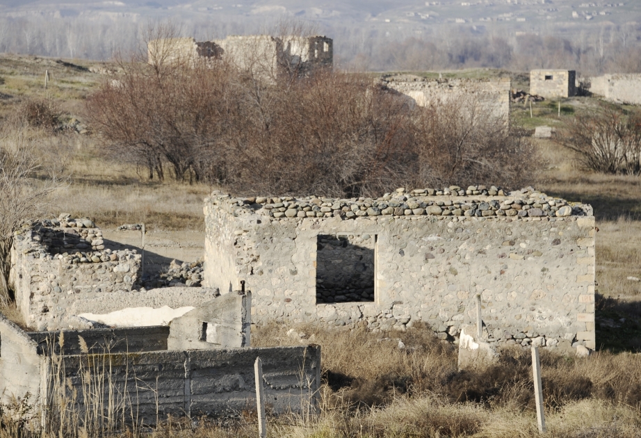 Aufnahmen des von Armenier zerstörten Dorfes Saryl der Region Zangilan