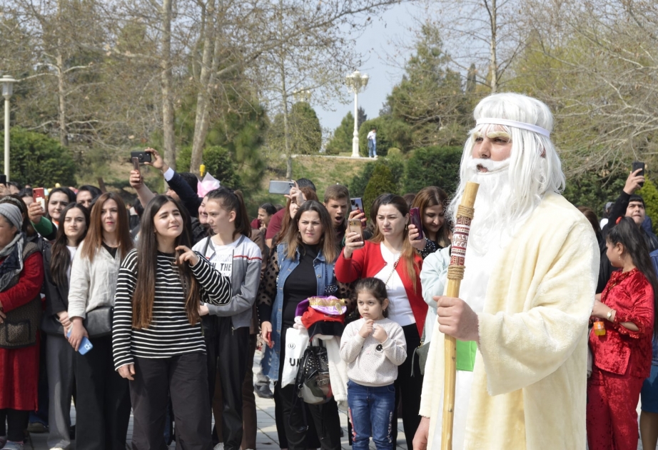 Baharın gəlişi Bərdədə böyük sevinclə qeyd olunur