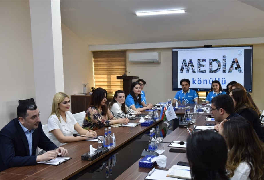 Medianın İnkişafı Agentliyində MEDİA könüllüləri ilə görüş olub