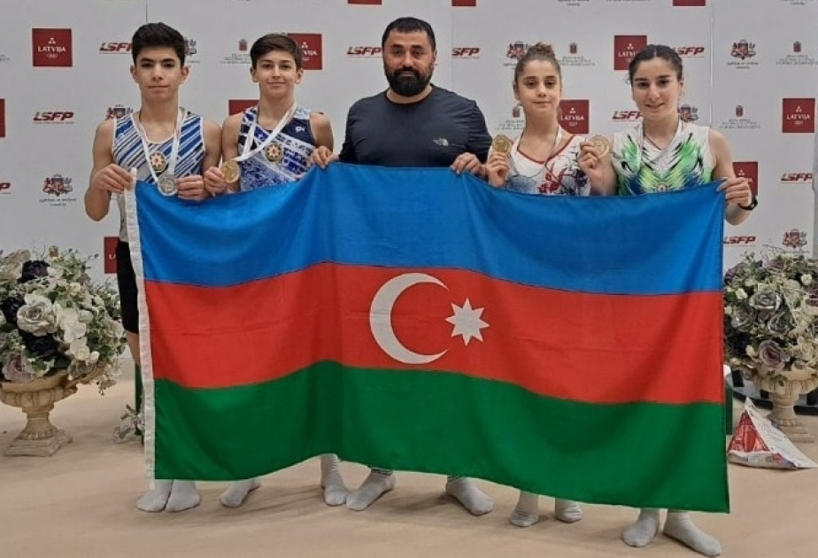 Азербайджанские гимнасты завоевали на международном турнире 3 золотые и одну серебряную медали