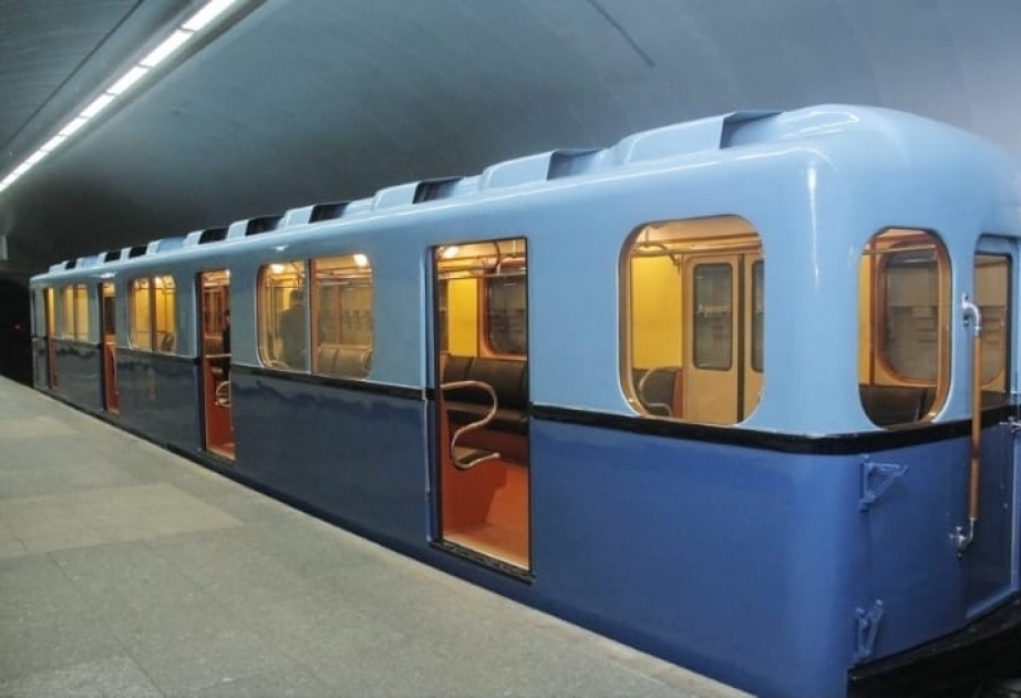 Bakı metrosunda retro vaqonlar nümayiş etdirilir