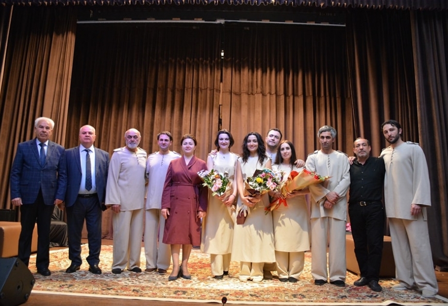 “Yuğ” teatrı “Şəbədə”ni Şamaxıda göstərib