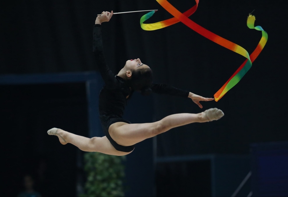 Bədii gimnastika üzrə 28-ci Azərbaycan çempionatına start verilib