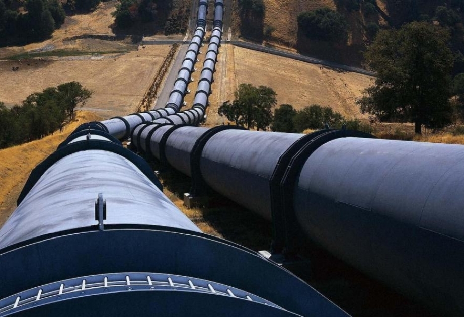 SOCAR inicia el tránsito de petróleo kazajo