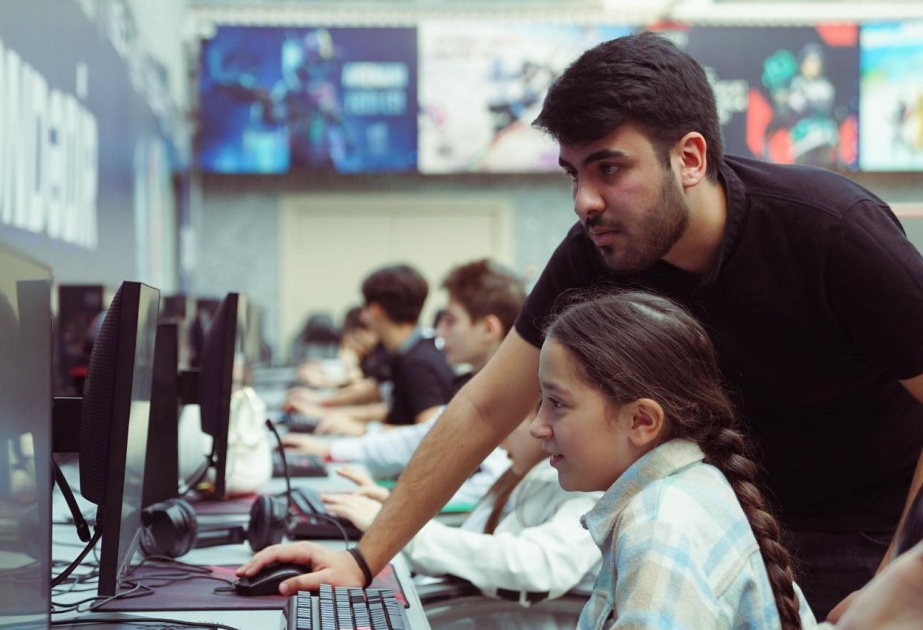 Şəhid övladları Qafqazın ən böyük e-sports arenasında qonaq olublar
