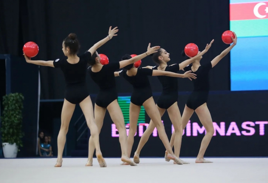Bədii gimnastika üzrə 28-ci Azərbaycan çempionatı davam edir