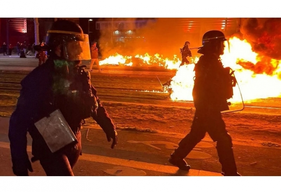 Reporters without borders urges France to stop police violence against journalists in protests