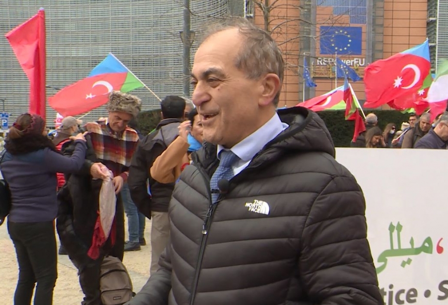 Глава пресс-службы Демократической партии Южного Азербайджана Махмуд Билгин рассказал о целях состоявшегося митинга ВИДЕО   

