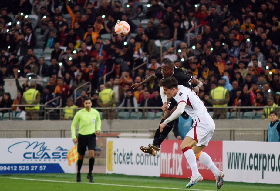 Galatasaray vence 2-1 al FC Qarabağ en partido benéfico en Bakú