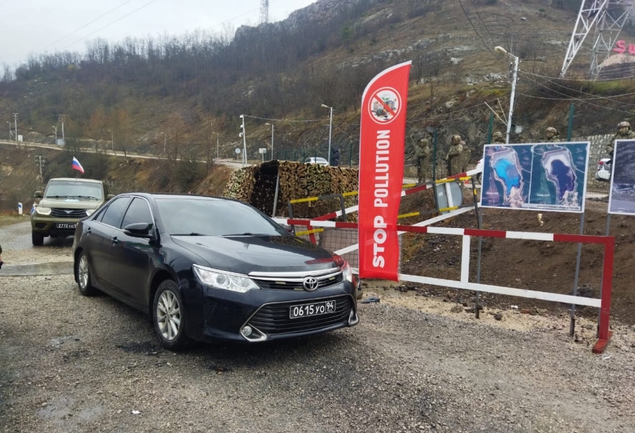 Sülhməramlıların minik avtomobilləri aksiya ərazisindən keçib