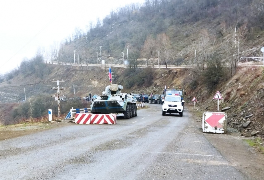 19 شاحنة تموين خاصة بقوات حفظ السلام الروسية تمر عبر طريق لاتشين وخانكندي بدون مانع