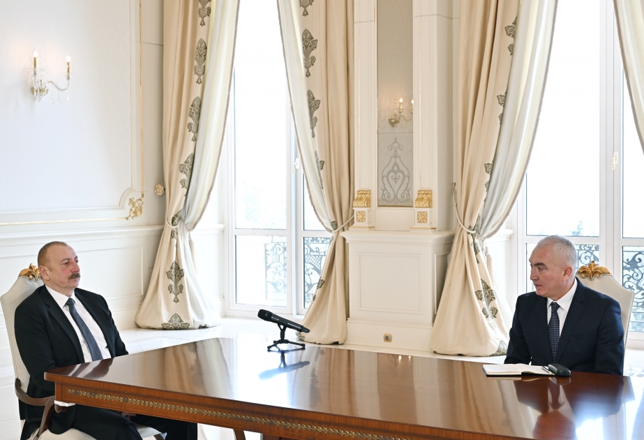 Президент Ильхам Алиев принял Масима Мамедова в связи с назначением его специальным представителем Президента в Лачинском районе ВИДЕО