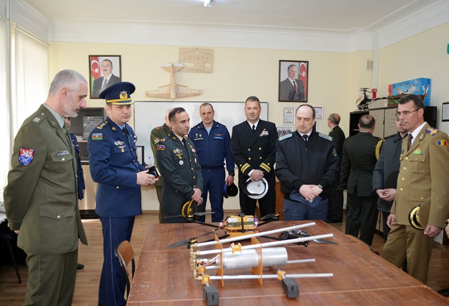 Hərbi attaşelər Heydər Əliyev adına Hərbi İnstitutu ziyarət ediblər