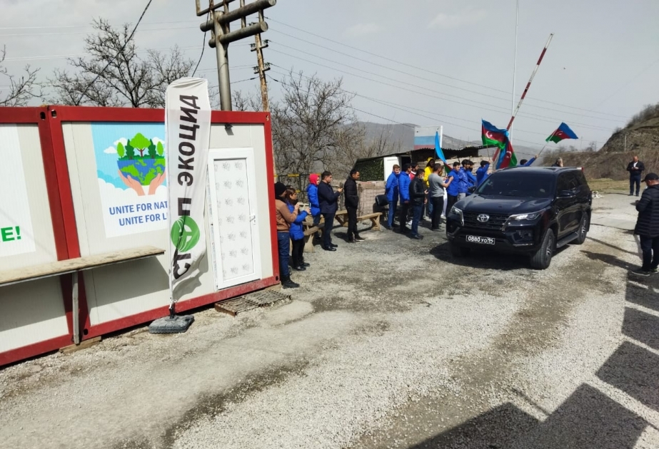 Sülhməramlıların 10 avtomobili Laçın istiqamətinə maneəsiz keçib
