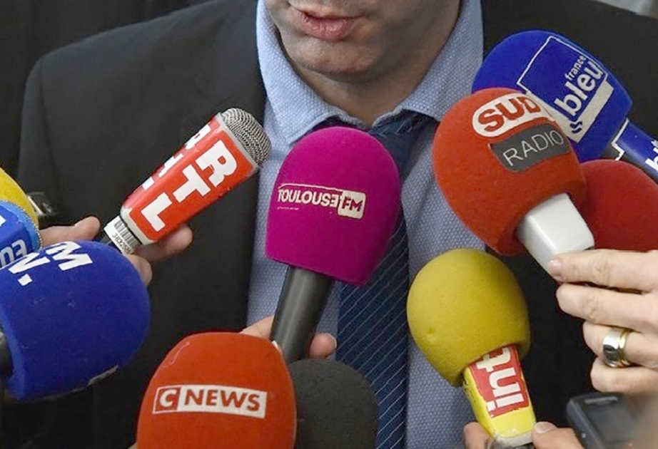 Viavoice: Fransızların 70 faiz jurnalistlərin qərəzsiz olmadığı fikrindədir