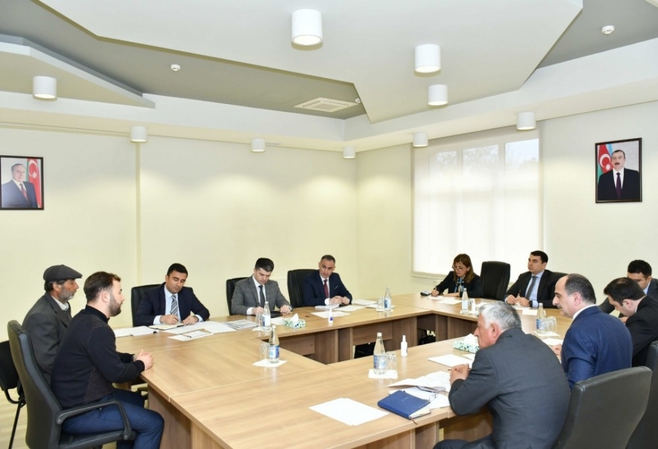 Mədəniyyət Nazirliyinin rəhbərliyi Biləsuvarda vətəndaşların müraciətlərini dinləyib
