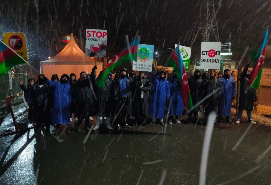 La protesta pacífica de los ecoactivistas azerbaiyanos en la carretera Lachin-Khankandi entra en su 111º día