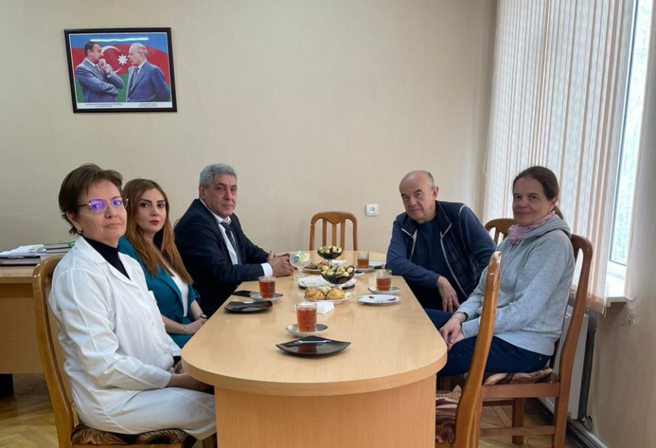 Rusiyalı alim Mikrobiologiya İnstitutunda