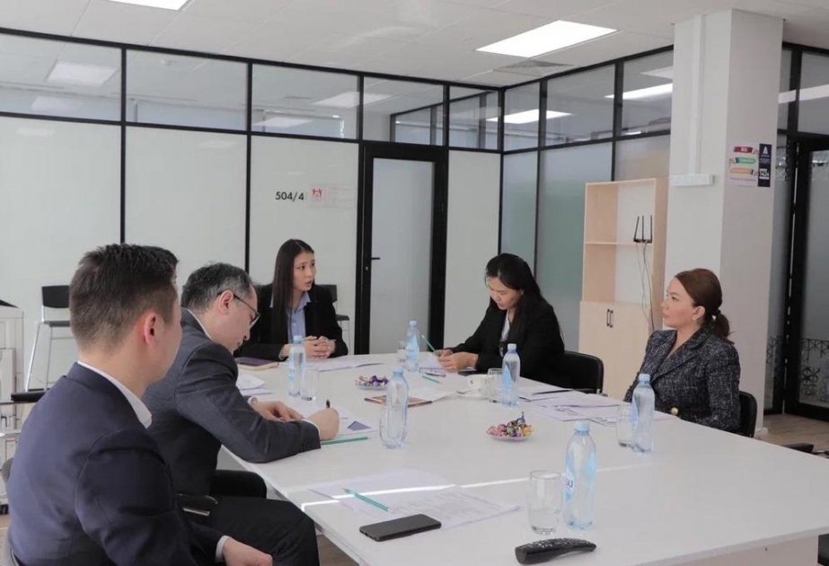 Se debate la creación de plataformas de cooperación de las ONG de Kazajstán y Azerbaiyán