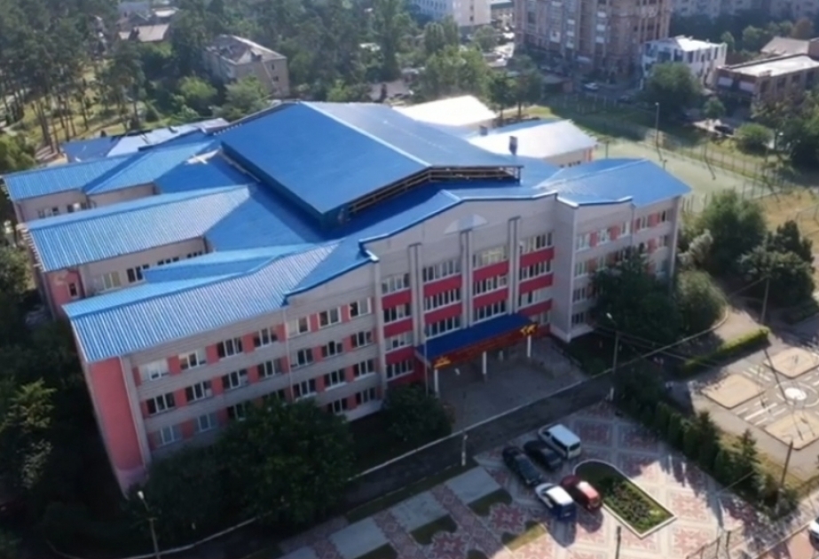 Азербайджан обеспечил генератором среднюю школу №12 имени академика Зарифы Алиевой в Ирпене