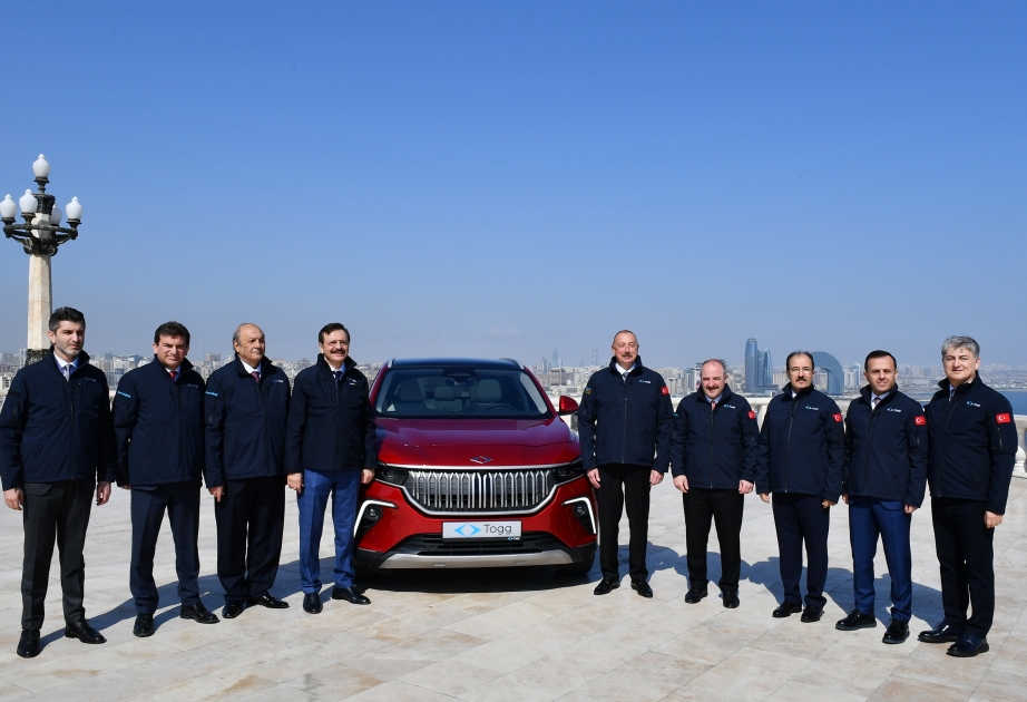 Президент: Поставка второго автомобиля первого местного турецкого электромобиля в Азербайджан является проявлением дружеских и братских отношений