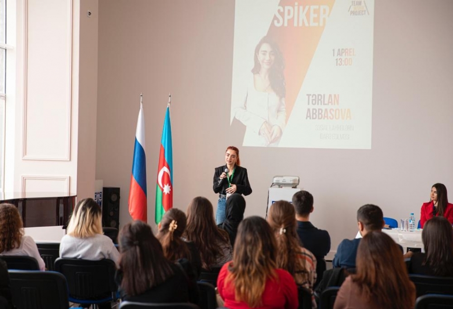 В Русском доме в Баку состоялся семинар проекта TeamWorkProject