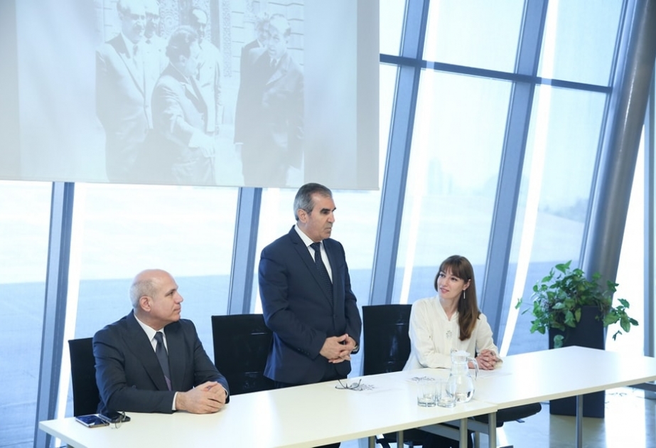 Xalça Muzeyində növbəti tədbir Ulu Öndərin 100 illiyinə həsr edilib