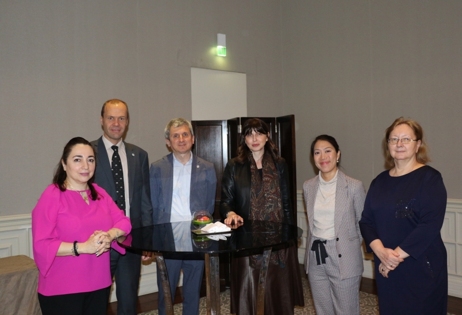 Azərbaycanda zoonoz xəstəliklərlə mübarizə üçün vahid səhiyyə koordinasiyası mexanizminin inkişafı müzakirə edilib