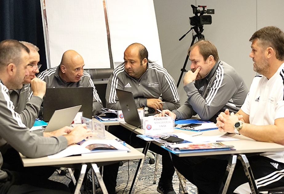 AFFA-nın təlimatçıları Polşada UEFA-nın seminarına qatılıblar