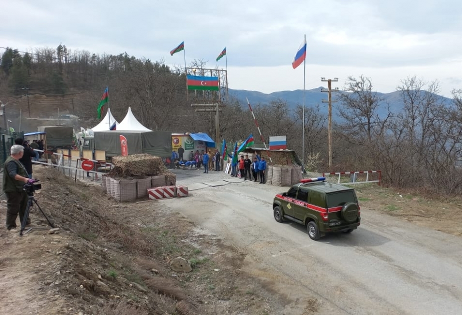 Rusiya sülhməramlılarına aid avtomobil karvanı aksiya ərazisindən sərbəst keçib VİDEO