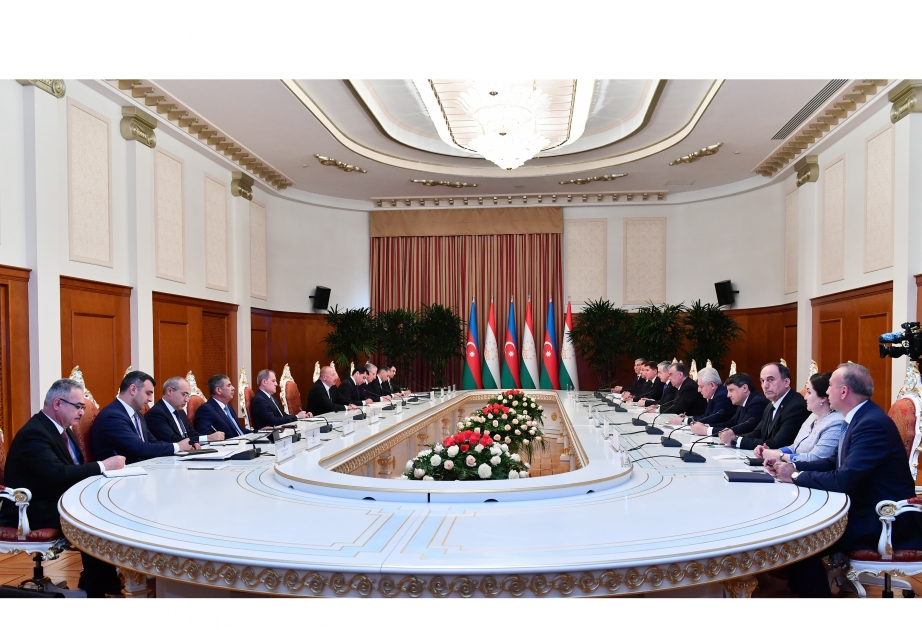 Emomali Rahmon: The peoples of Tajikistan and Azerbaijan share the traditional bonds of friendship