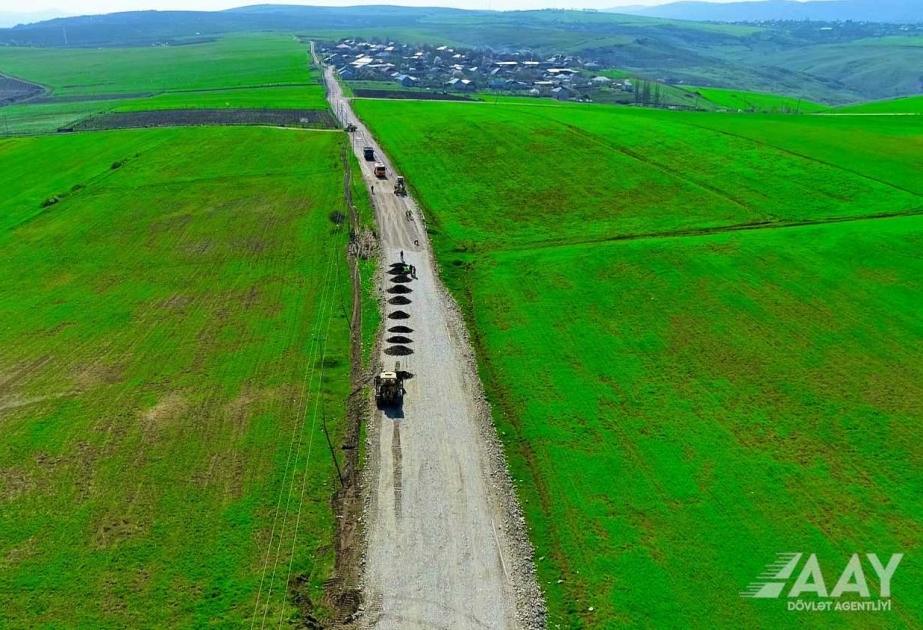 Şamaxı rayonunda üç yaşayış məntəqəsinin yolu yenidən qurulur VİDEO