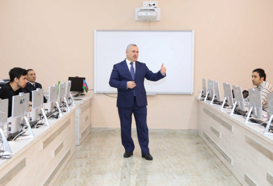 “Miqrasiya məktəbi-5” layihəsi çərçivəsində növbəti təlimlər keçirilib