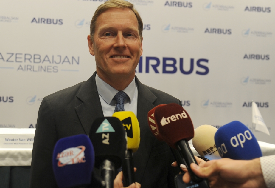 Кристиан Шерер: Заказ новых самолетов – важный этап в сотрудничестве Airbus и AZAL