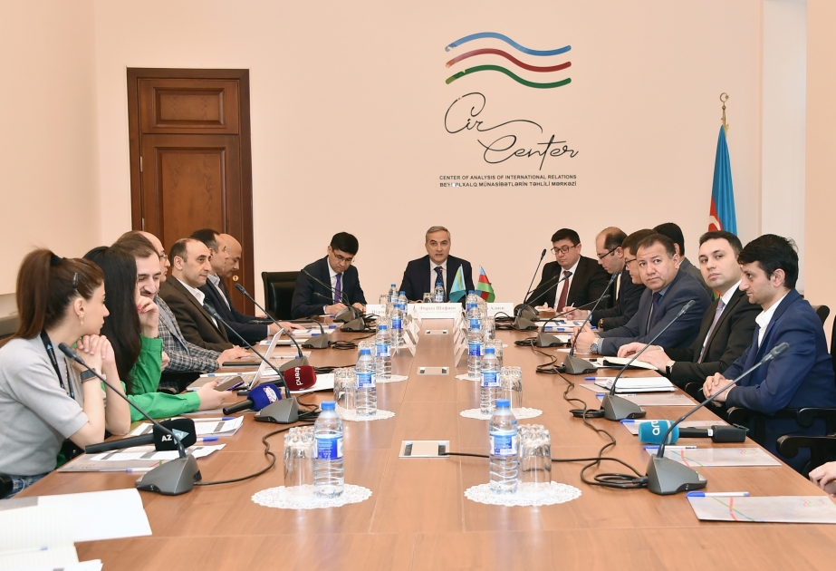 رئيس مركز تحليل العلاقات الدولية: التعاون بين أذربيجان وكازاخستان له أهمية كبيرة في خارجة اقتصاد العالم

