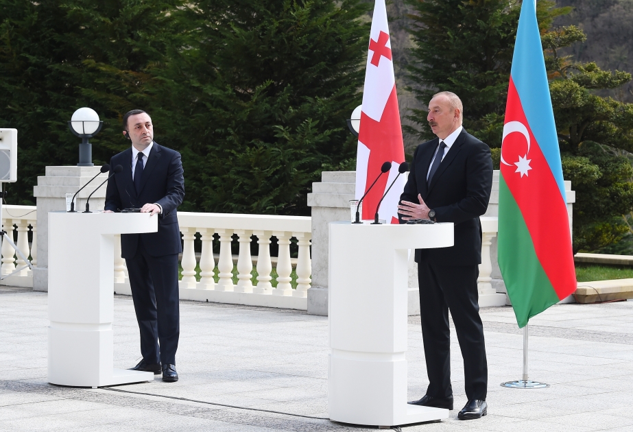 Georgia y Azerbaiyán son países que desempeñan hoy un papel importante en la seguridad energética europea