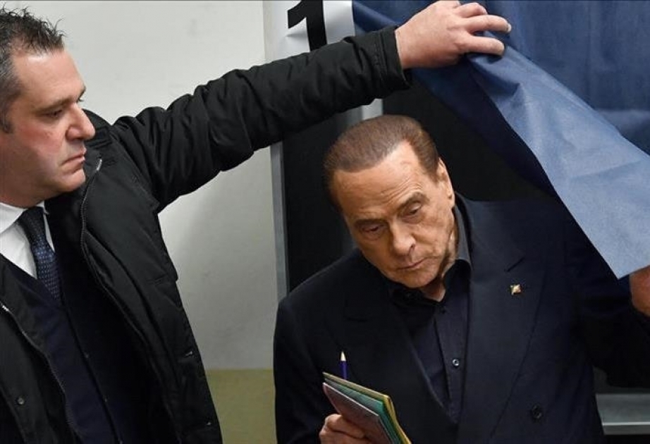 El ex primer ministro de Italia Silvio Berlusconi tiene forma crónica de leucemia