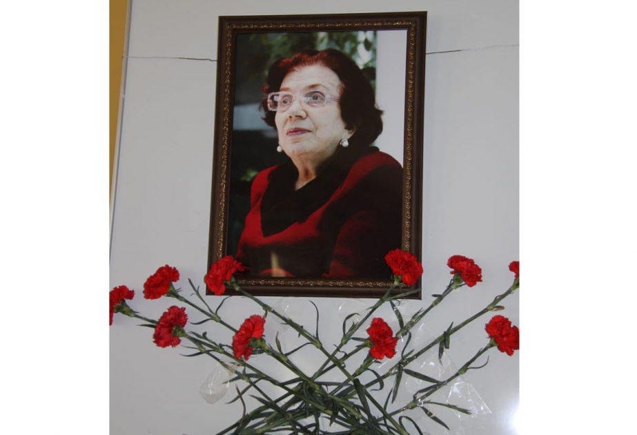 Əməkdar incəsənət xadimi Nərgiz Şəfiyevanın xatirəsi anılıb
