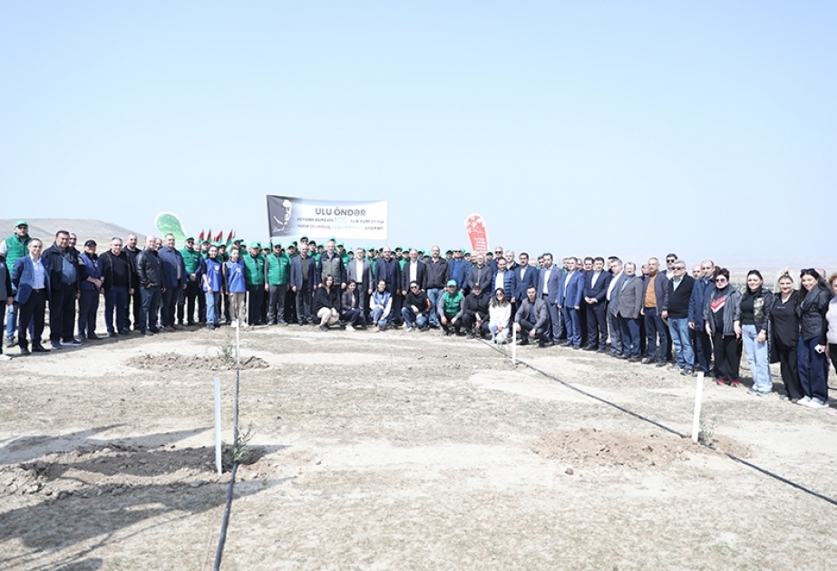 “Heydər Əliyev İli” çərçivəsində Səhiyyə, Ekologiya və Təbii Sərvətlər nazirliklərinin birgə təşkilatçılığı ilə ağacəkmə aksiyası keçirilib