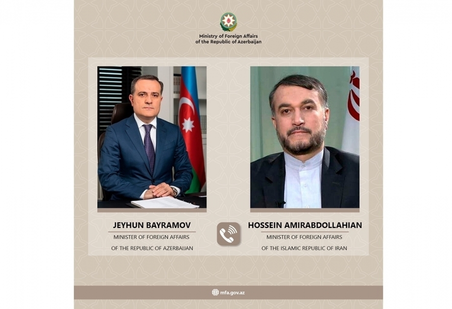 Les chefs de la diplomatie azerbaïdjanaise et iranienne se sont entretenus par téléphone
