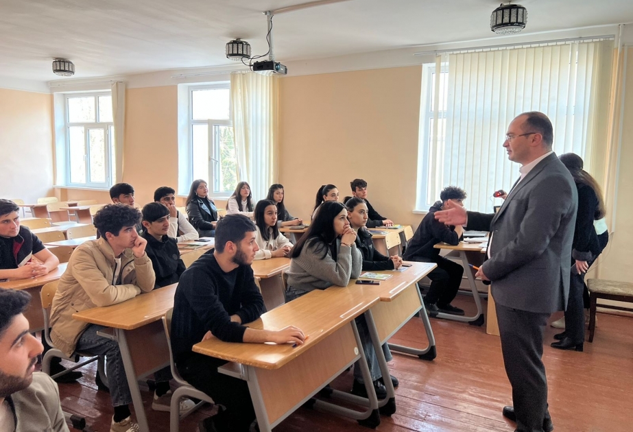 MDU-da seminar: Turizmdə karyera imkanları və gənclər təşkilatlarının təsiri