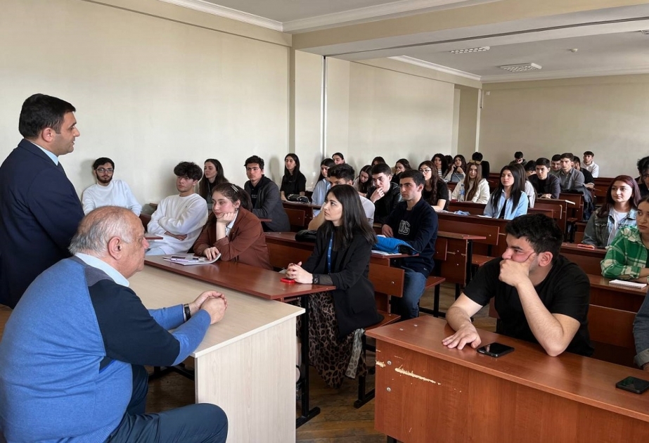 AzMİU-da “Heydər Əliyev İli” ilə bağlı silsilə seminarlar təşkil olunub