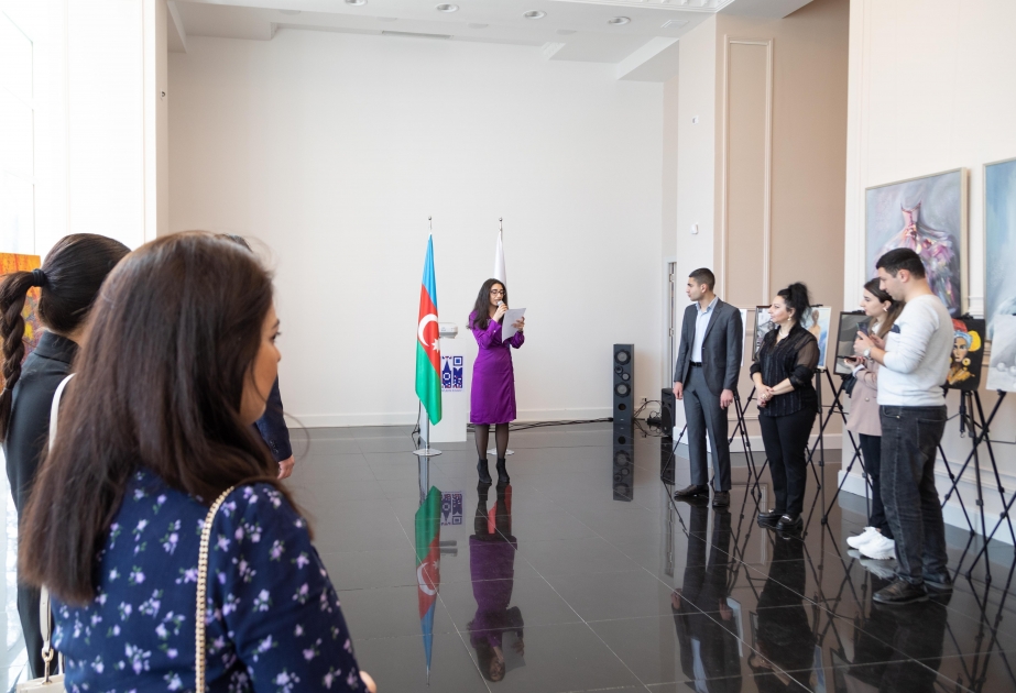 Bakıdakı Rus Evində “Gənc istedadların sərgisi” açılıb