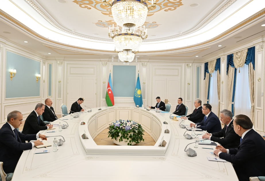 Состоялась встреча президентов Азербайджана и Казахстана в узком составе ОБНОВЛЕНО - 2 ВИДЕО