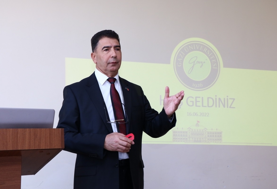 AzMİU-da tədris metodikası ilə bağlı qabaqcıl universitetlərin təcrübəsi öyrənilir