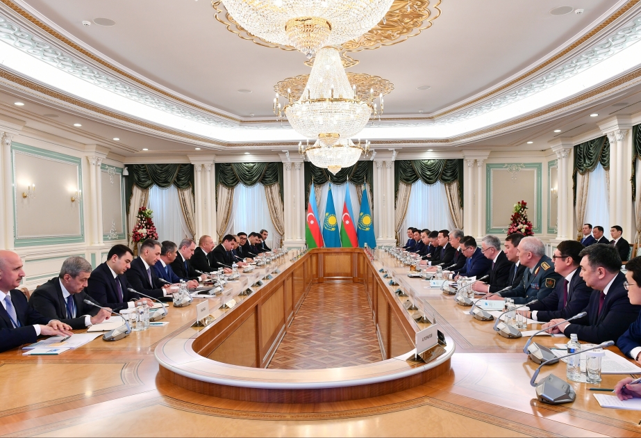 President Ilham Aliyev invites his Kazakhstani counterpart to Azerbaijan