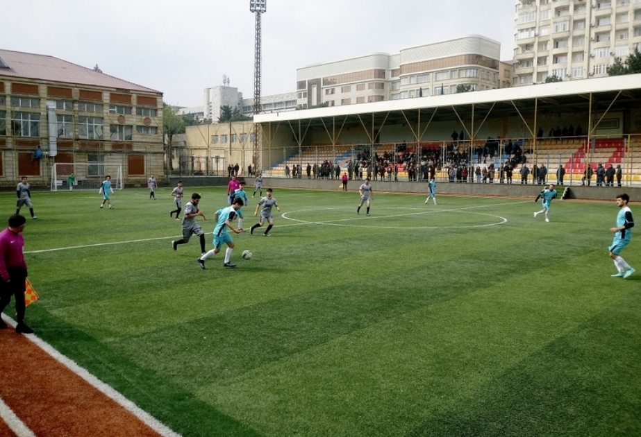 BDU-da Ümummilli Liderin 100 illik yubileyinə həsr olunmuş futbol turniri davam edir
